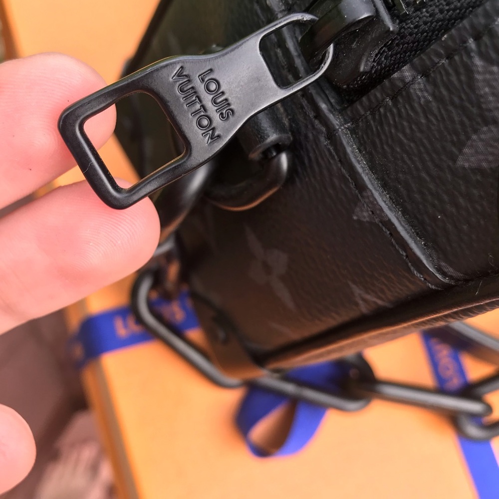 Louis Vuitton Mini Trunk - Picture 9 of 9